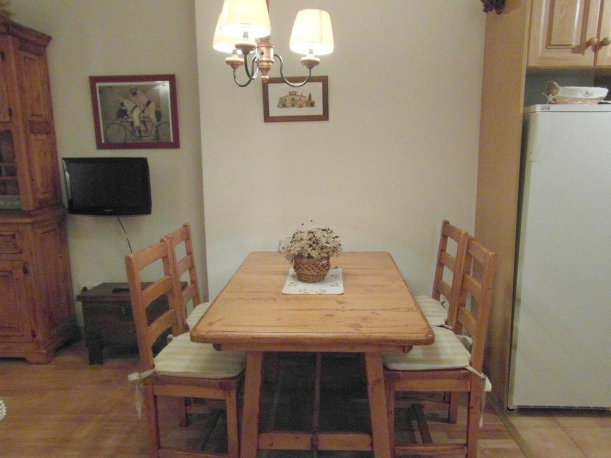 Apartamento B25 - La Granja, Bajo con jardín - Villmor Benasque Exterior foto